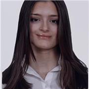 Estudiante apasionada por la enseñanza que ha superado el bachillerato científico ( biológico : biología, química ) MEDIA: 8,06